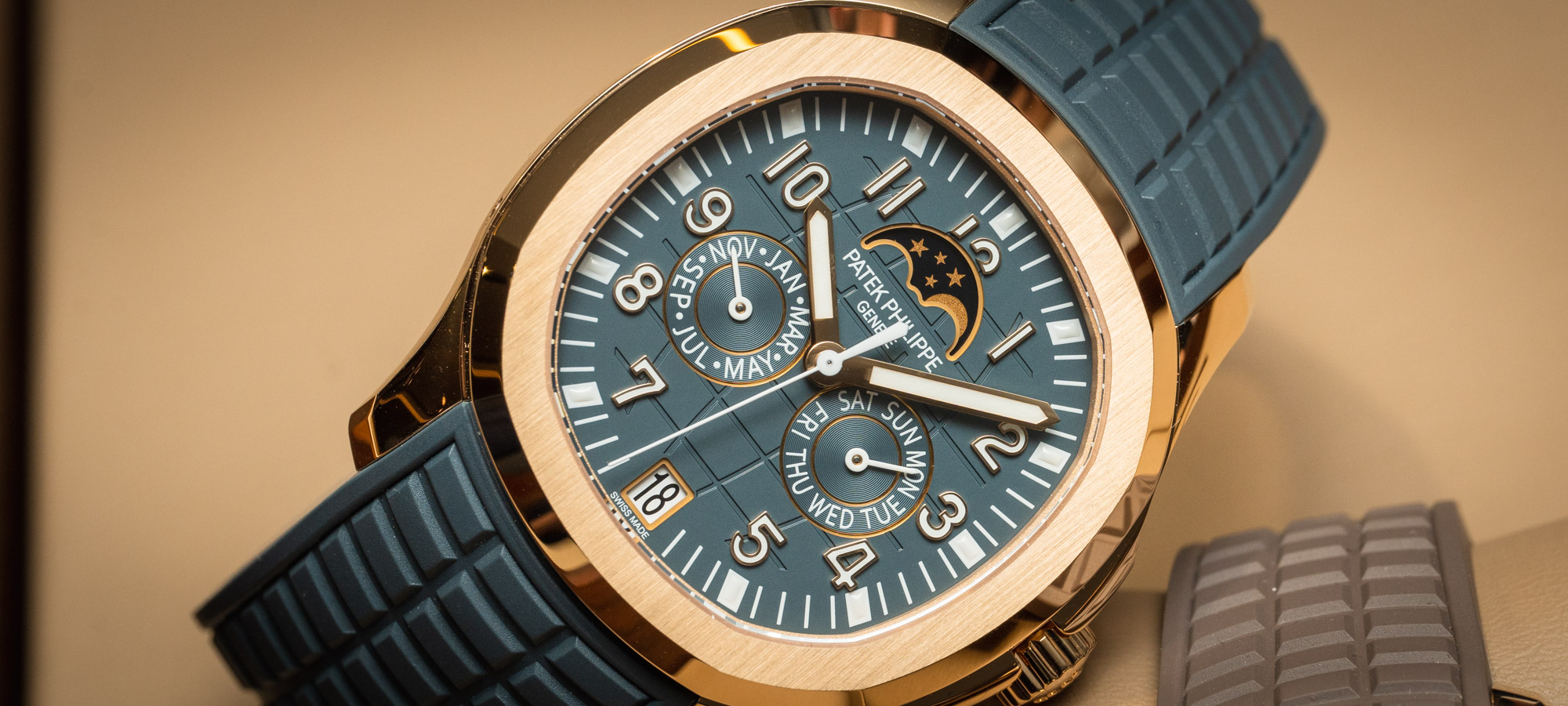 WATCH LAB / The Patek Philippe Aquanaut Luce Annual Calendar