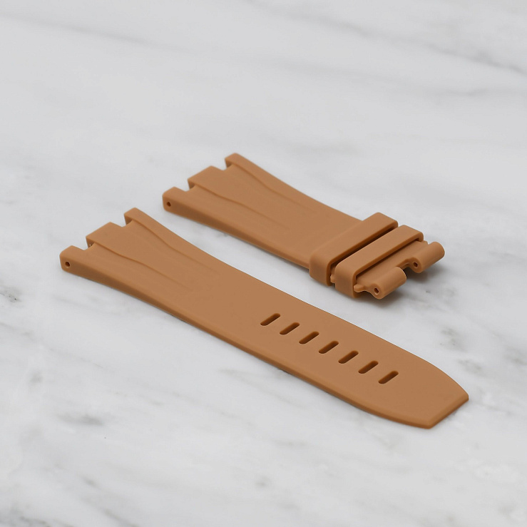 Audemars Piguet in stock in Dubai in Luxury watch boutique "WATCH LAB"