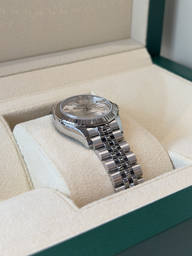 Lady-Datejust 28mm Steel & White Gold Silver Dial Diamonds Jubilee Bracelet