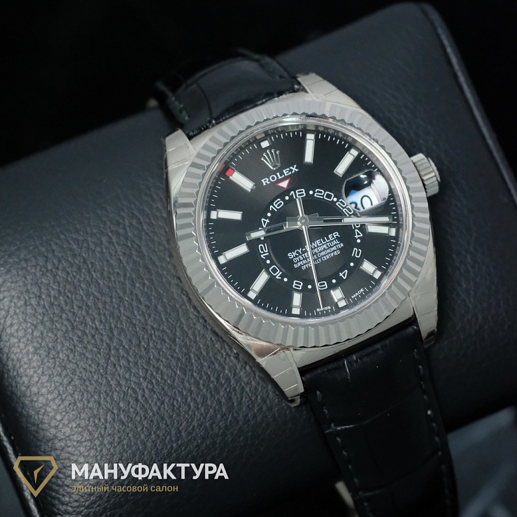 Sky-Dweller White Gold Leather Strap