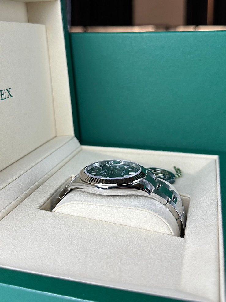 Datejust 41mm Steel & White Gold Mint Green Dial Oyster bracelet
