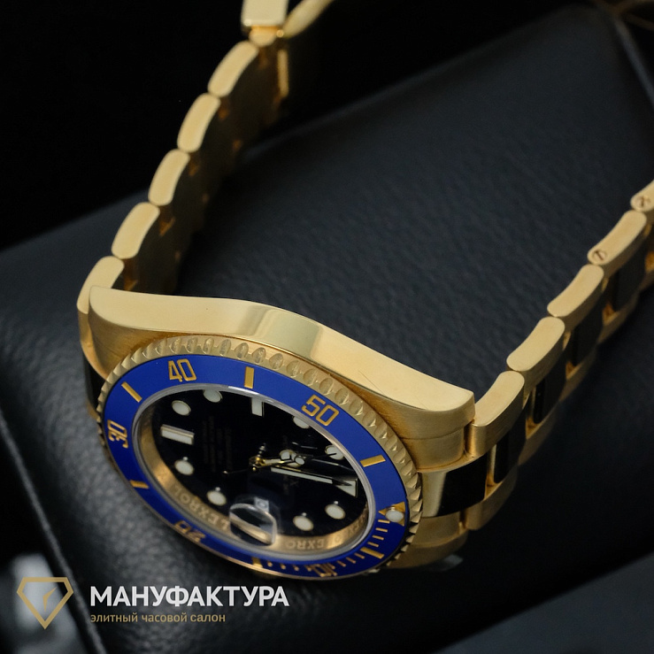 Submariner Yellow Gold Blue Discontiniued