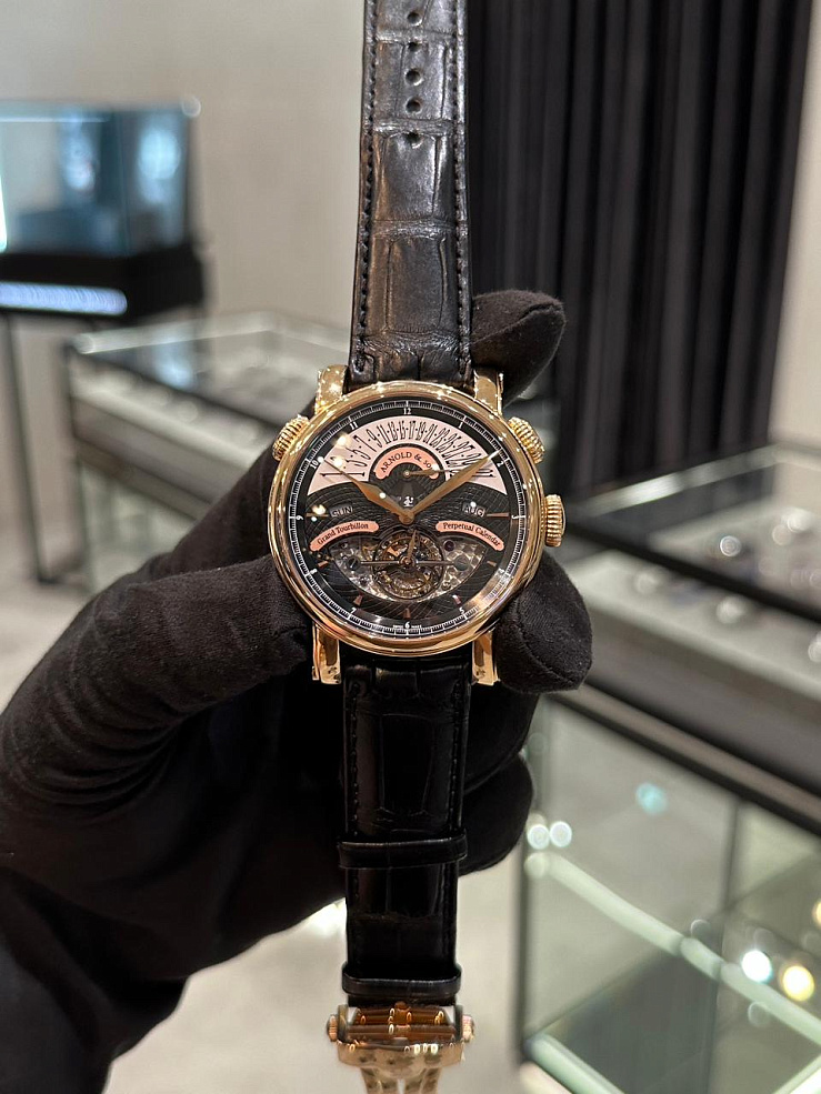 GRAND TOURBILLON PERPETUEL Rose Gold Limited Edition of 10 Pieces