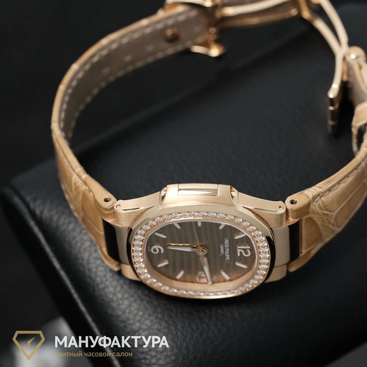 Nautilus Date Lady Rose Gold