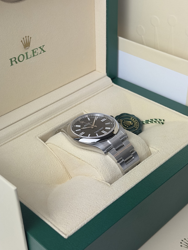 Oyster Perpetual 41 mm Black Dial