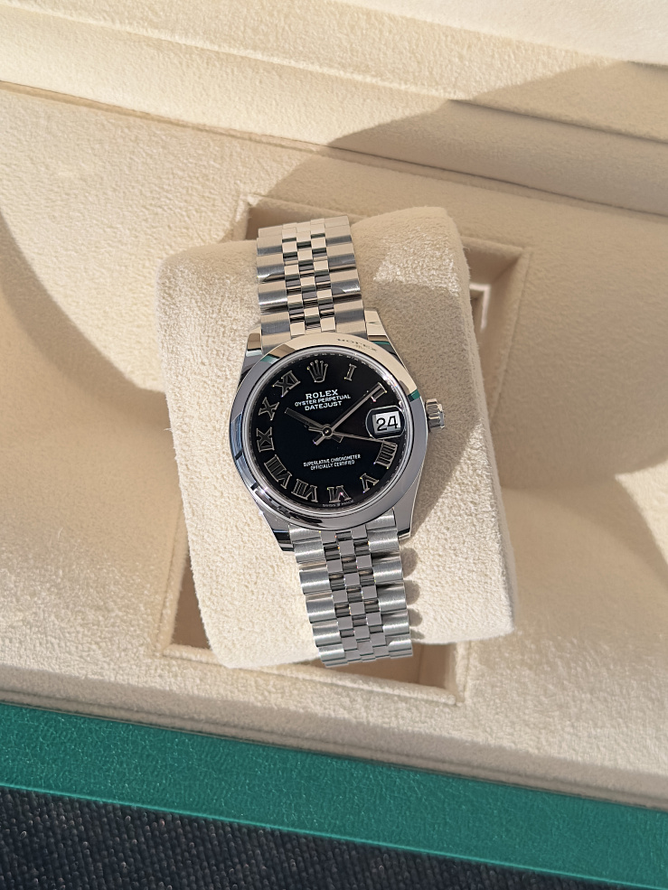 Datejust 31mm Steel Black Roman Dial Jubilee Bracelet