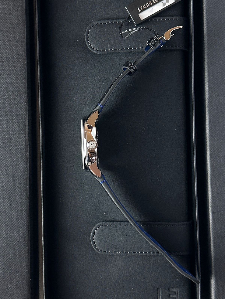 x Konstantin Chaykin Le Régulateur Time Eater III Limited Edition of 178 Pieces