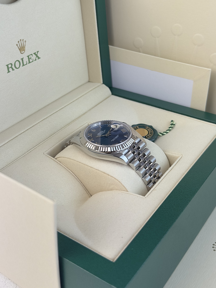 Datejust 41mm Steel & White gold Blue Azzurro Dial Jubilee Bracelet