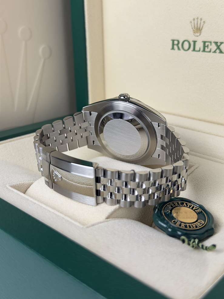 Datejust 41mm Steel & White gold Wimbledon dial Jubilee bracelet