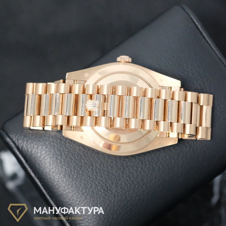 Day-Date 40 mm Rose Gold Olive Dial