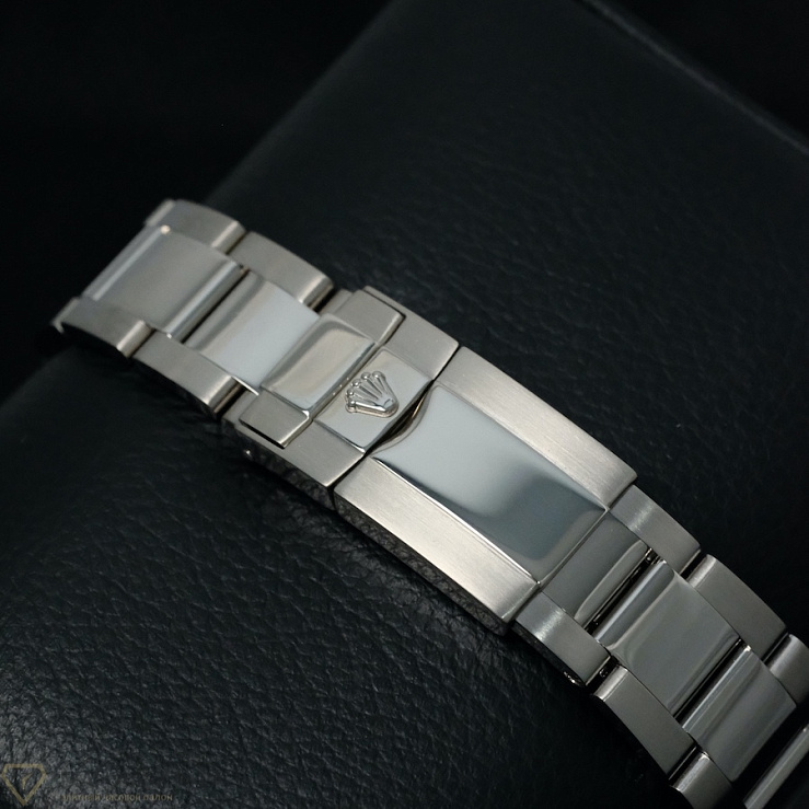 Rainbow Custom White Gold