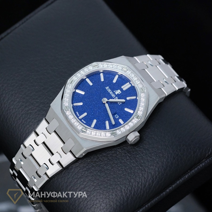 Royal Oak Quartz Steel Frosted Dial Diamond Bezel 33mm Limited Edition