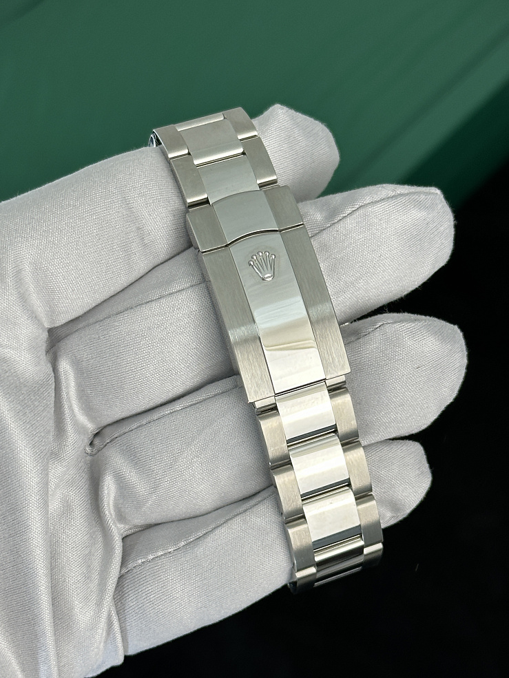 Sky-Dweller Steel Black Dial