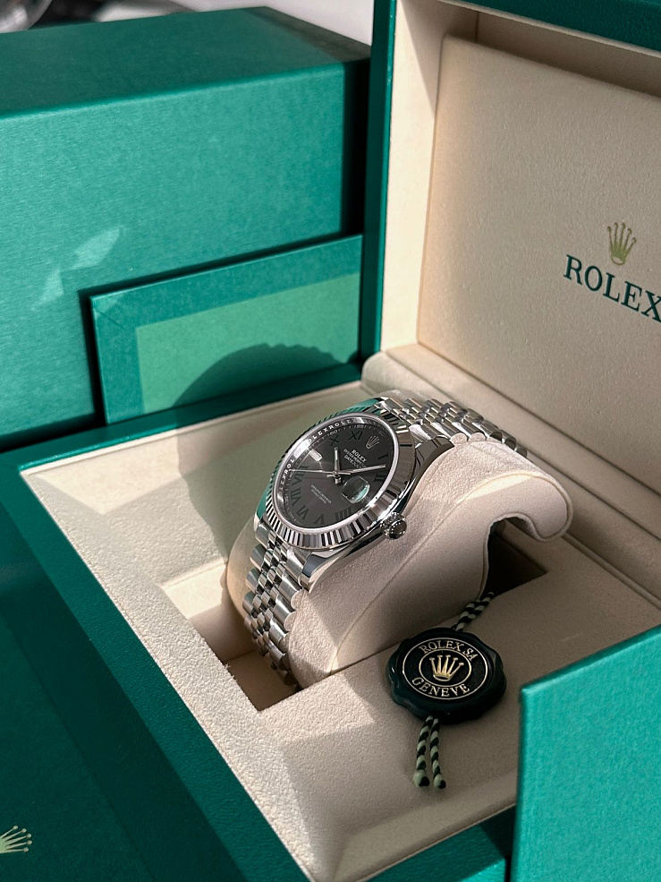 Datejust 41mm Steel & White gold Wimbledon dial Jubilee bracelet