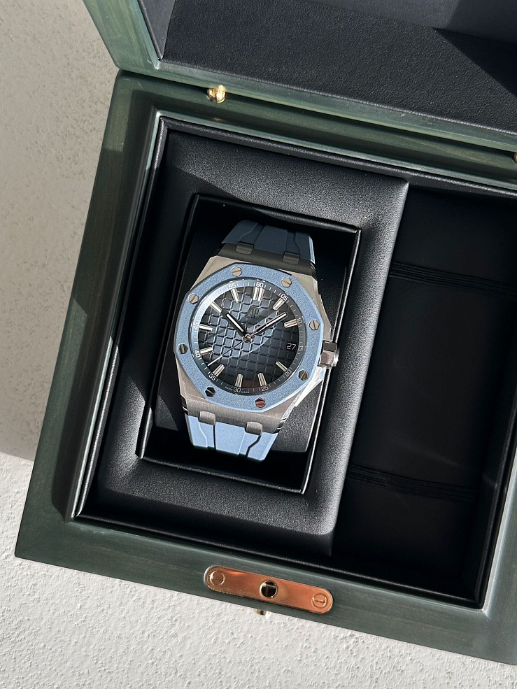 Royal Oak Offshore Selfwinding Smoked Blue 43mm