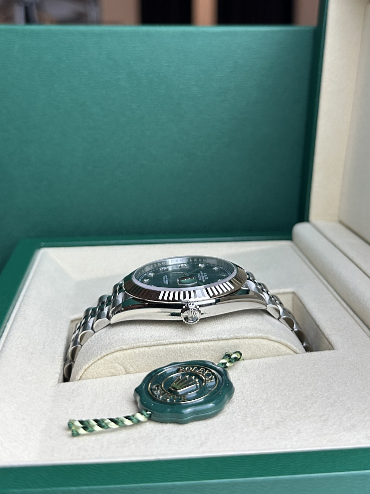 Datejust 41mm Steel & White gold Blue Diamond Dial Jubilee Bracelet