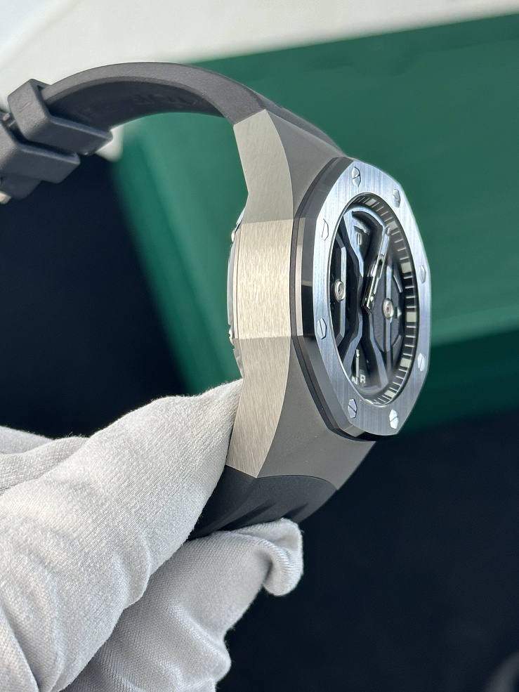 Royal Oak Concept GMT Tourbillon 44 mm