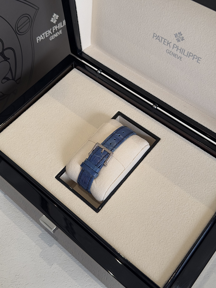 Complications Blue Sunburst Dial Moon Phase Diamond Set Bezel