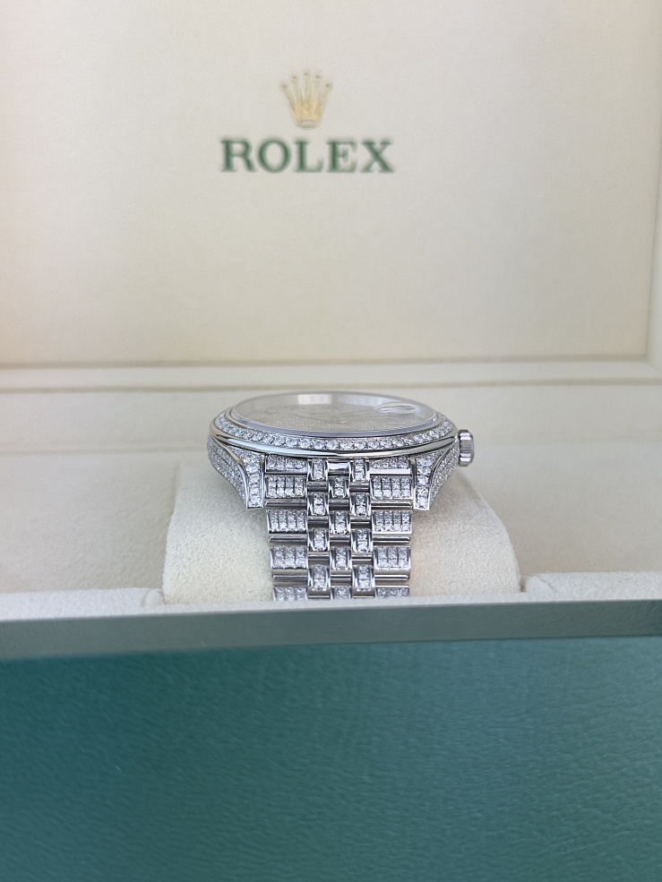 Datejust 41mm Full Pave Custom Diamonds Jubilee Bracelet