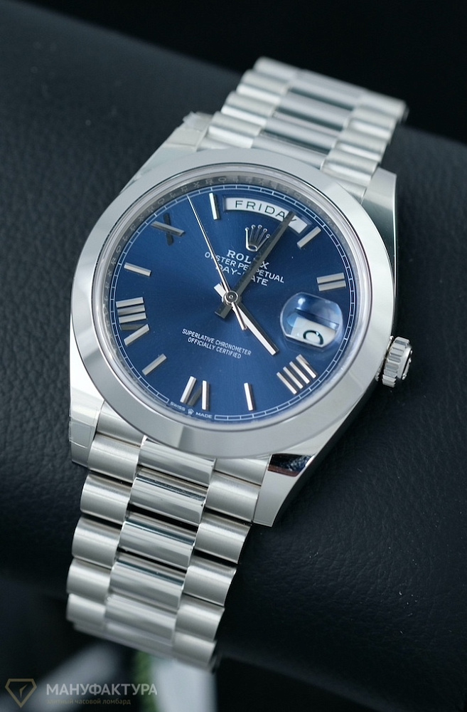Day-Date II President Platinum Blue Romain Dial