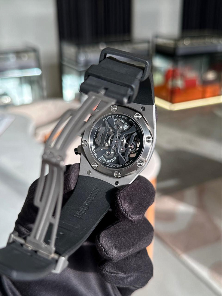 Royal Oak Concept Gmt Tourbillon 44 Mm