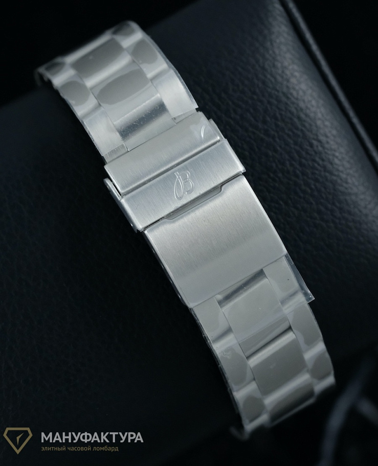 Aviator 8 Automatic 41