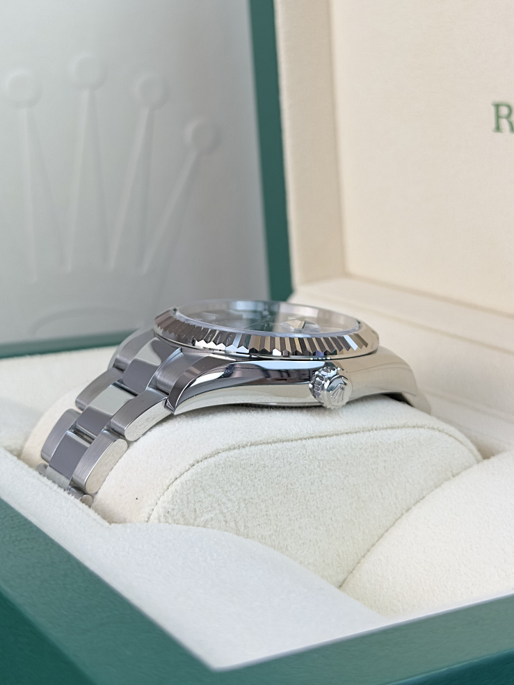 Sky-Dweller Black Dial Oyster bracelet