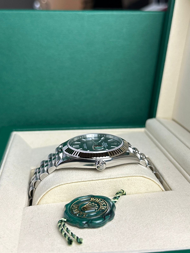 Datejust 41mm Steel & White gold Blue Dial Jubilee bracelet