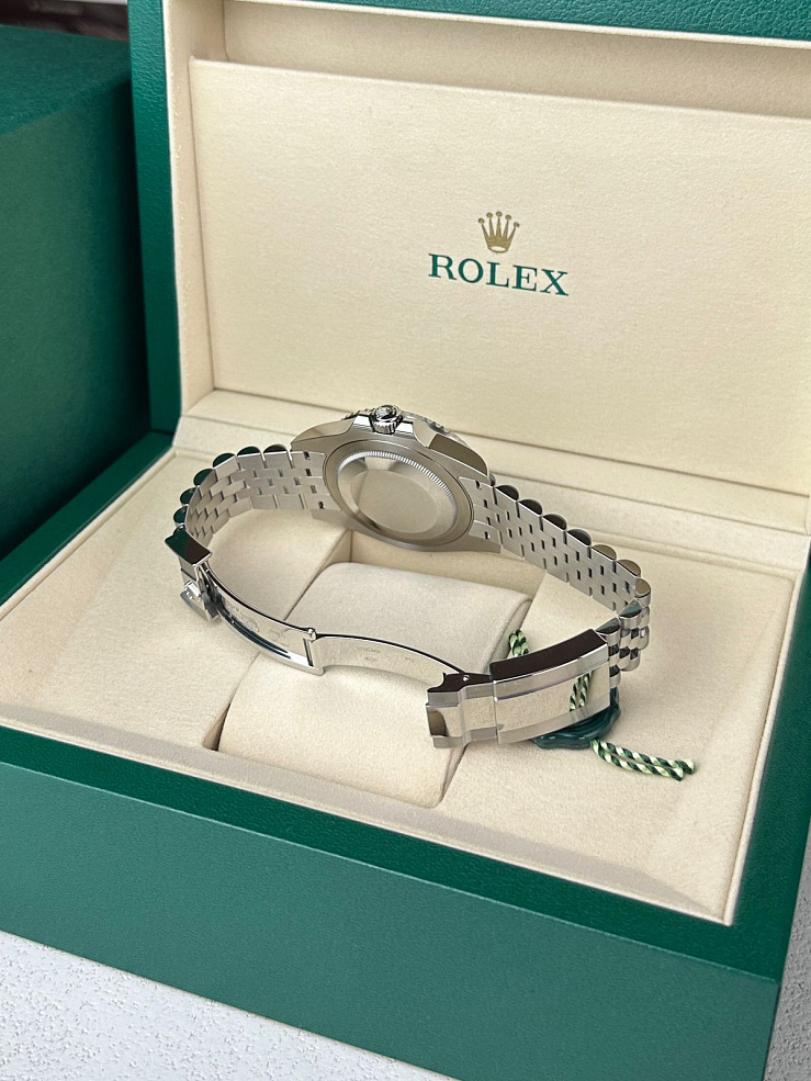 GMT-MASTER II Batgirl Jubilee Bracelet