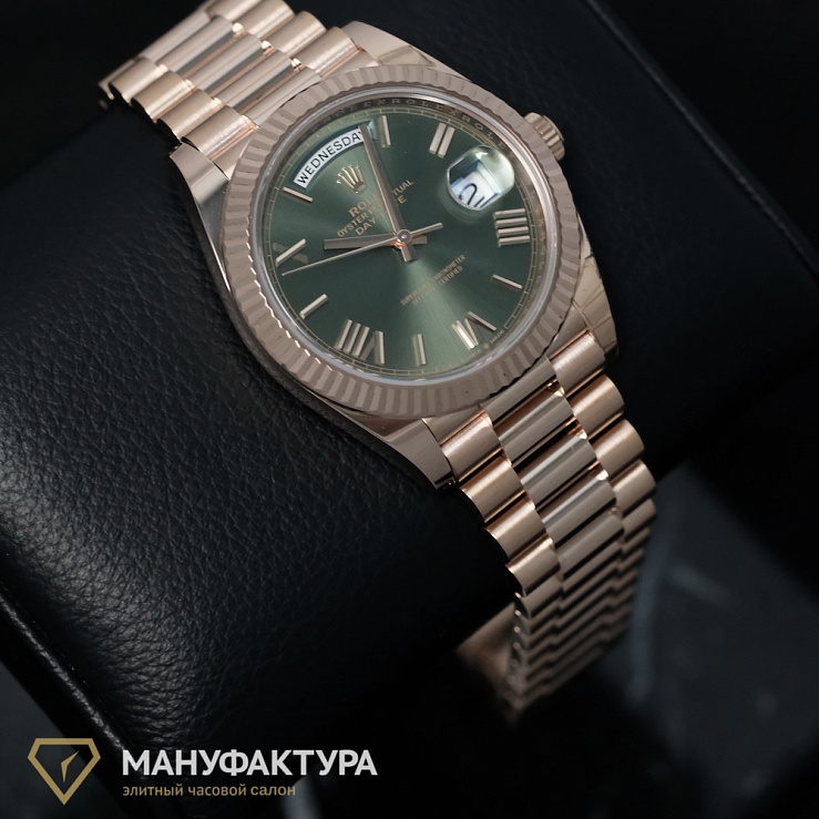 Day-Date 40 mm Rose Gold Olive Dial