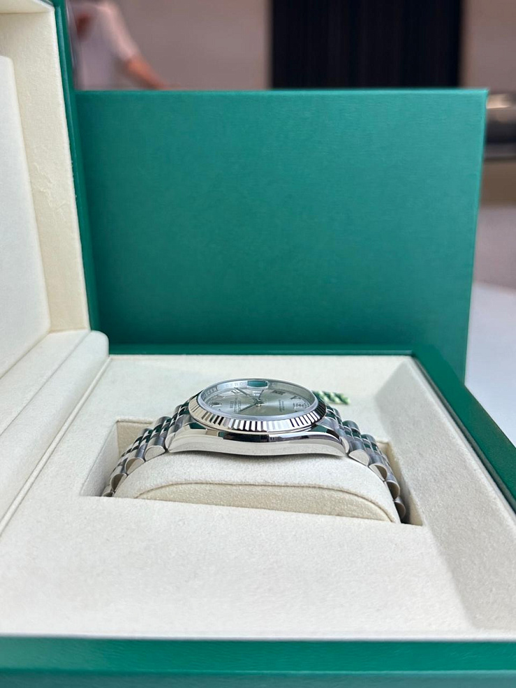 Datejust 36mm Steel & White Gold Silver Roman Diamond VI Dial Jubilee Bracelet