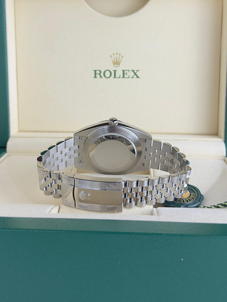 Datejust 41mm Steel & White Gold Black Dial Jubilee Bracelet