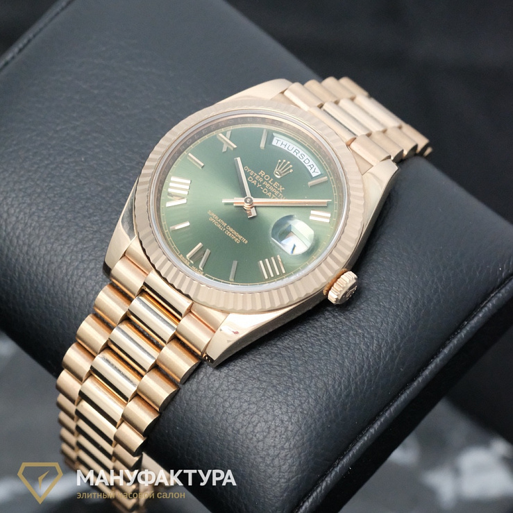 Day-Date 40 mm Rose Gold Olive Dial