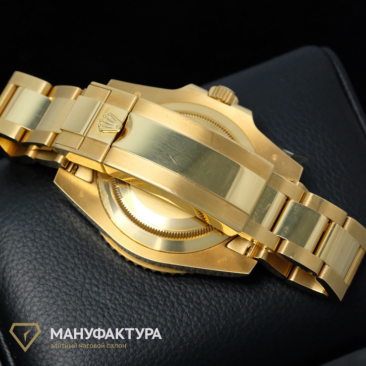 Submariner Yellow Gold Blue Discontiniued