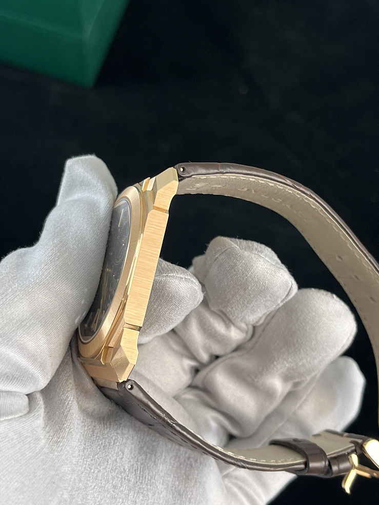 Octo Finissimo Skeleton 8 Days Mechanical Manufacture Ultra-thin Movement