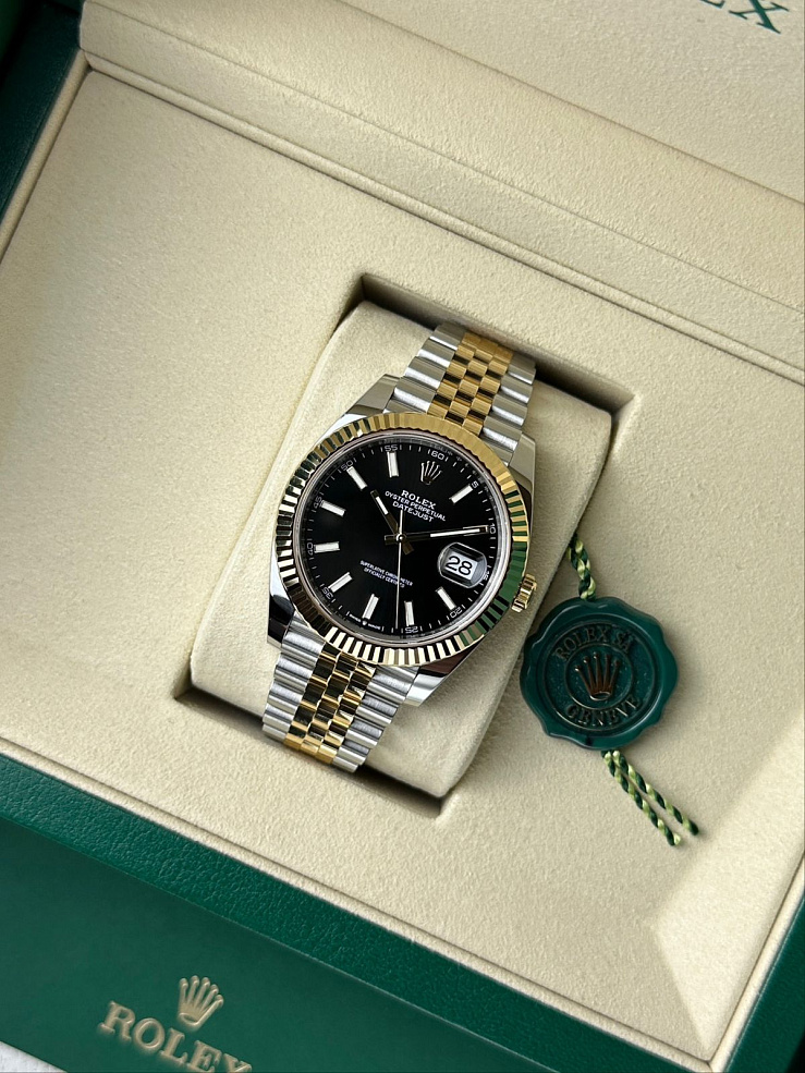 Datejust 41mm Steel & Yellow Gold Black dial Jubilee bracelet