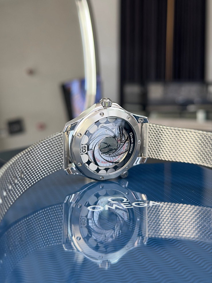Seamaster Diver 300 m 42 mm James Bond 60th anniversary