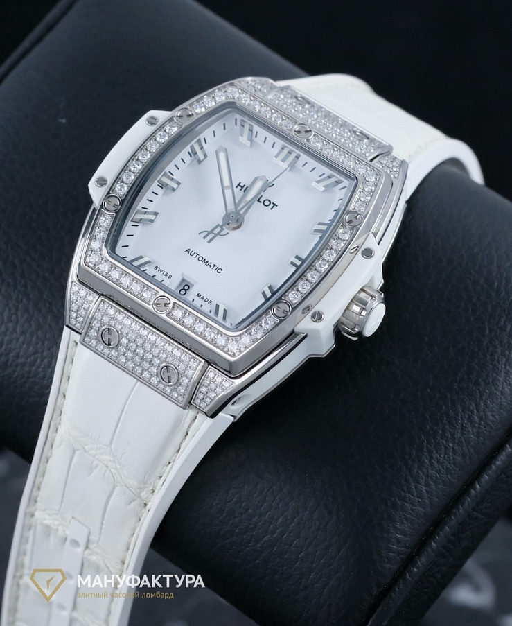 Spirit of Big Bang 39 Titanium Diamonds Paved White