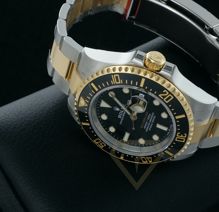 Sea-Dweller Two Tone 43mm
