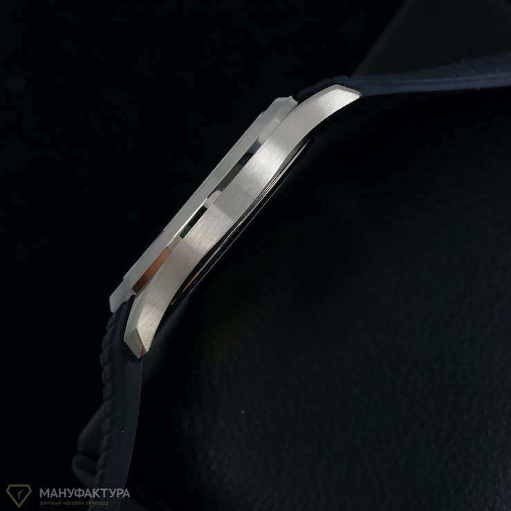 Aquanaut White Gold