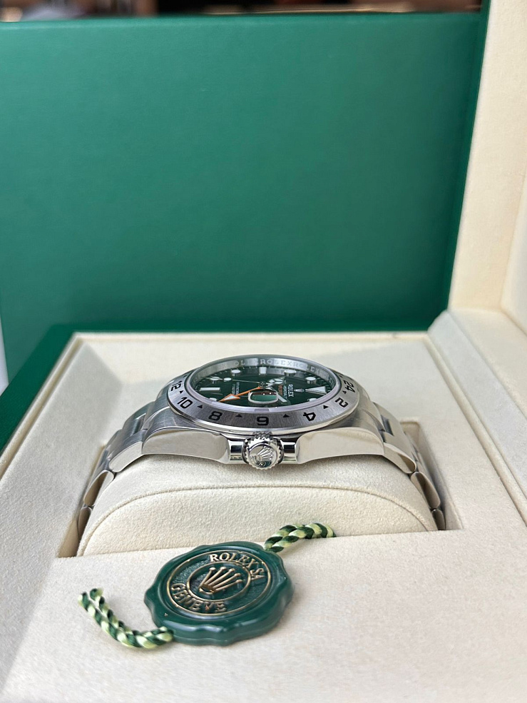 Explorer II 42mm Black Dial
