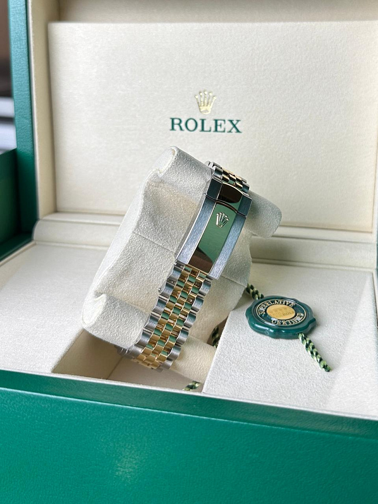Datejust 41mm Steel & Yellow Gold Wimbledon Dial Jubilee Bracelet