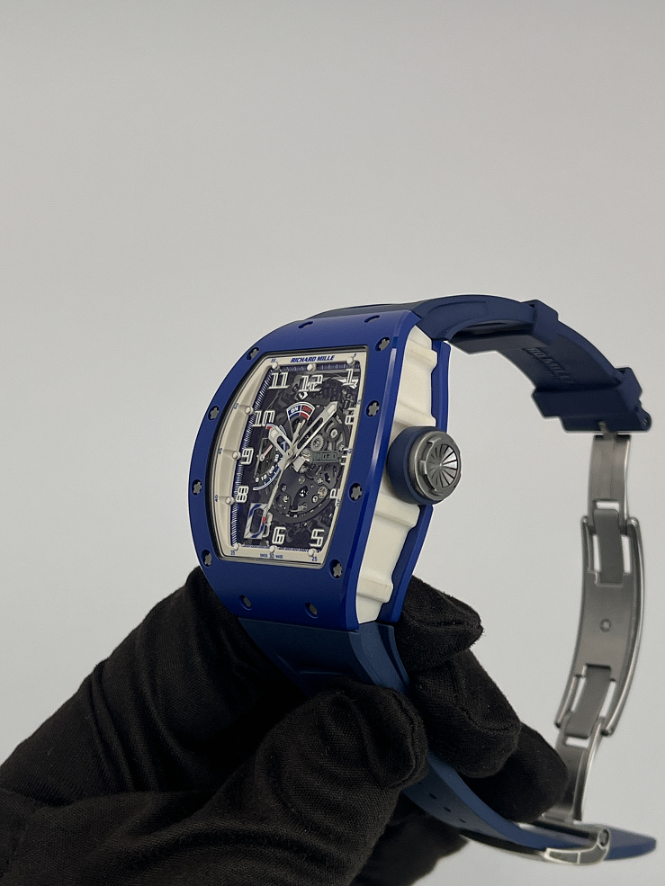 Blue Ceramic Emea Limited Edition