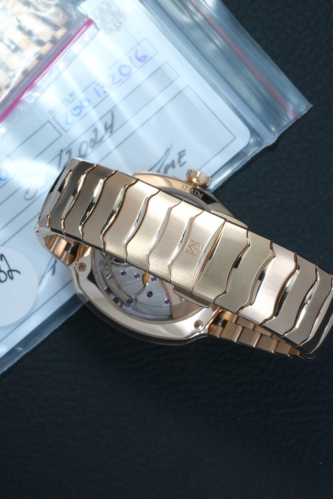 Streamliner Tourbillon