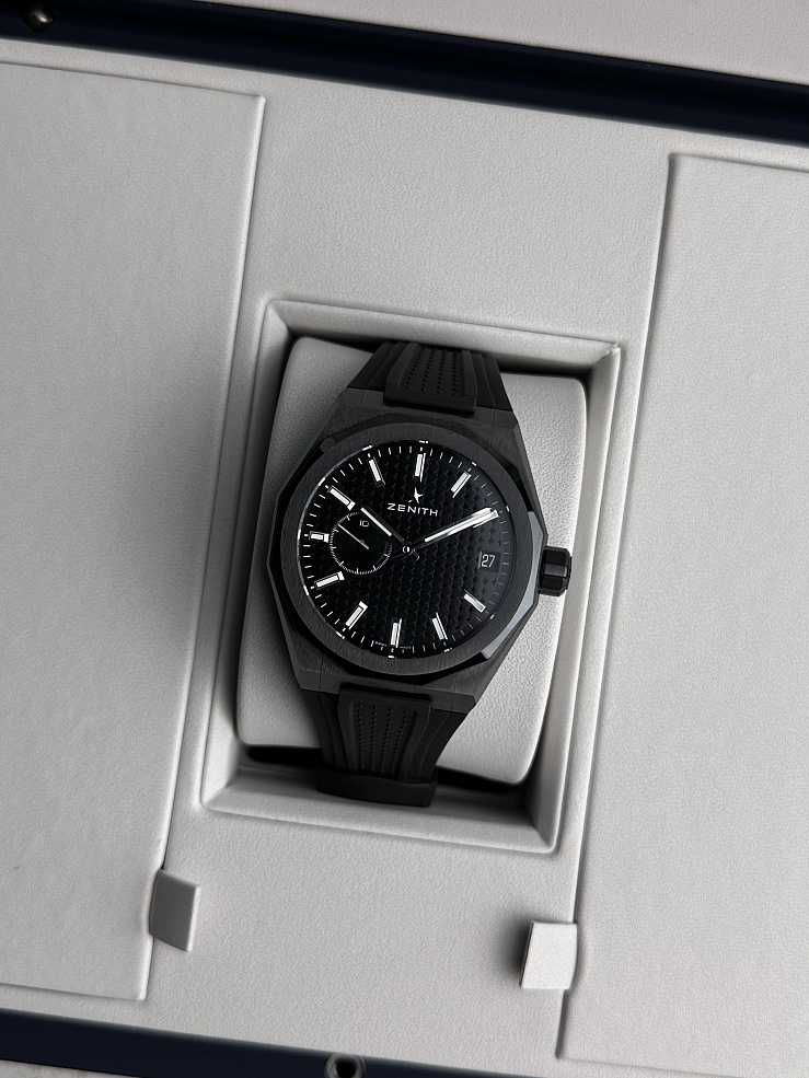 DEFY Skyline Black Ceramic
