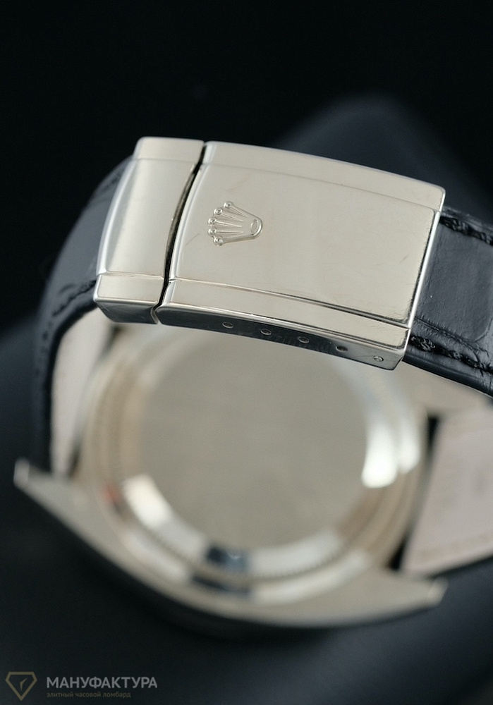 Sky-Dweller White Gold Leather Strap