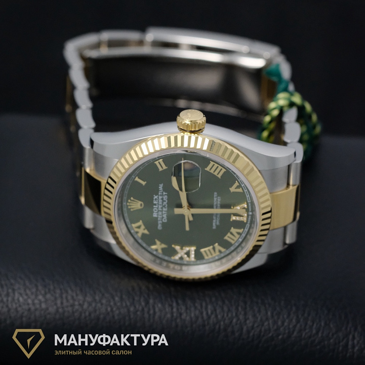 Oyster Perpetual Datejust 36 mm Rolesor Oystersteel and Yellow Gold