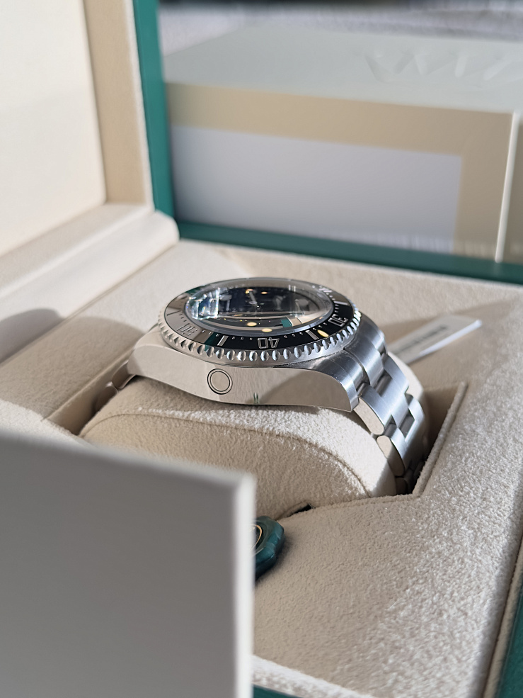 Deepsea 44mm 136660 Steel James Cameron D-Blue