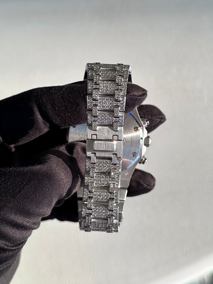 Royal Oak Chronograph White Gold Pave Diamonds 39mm