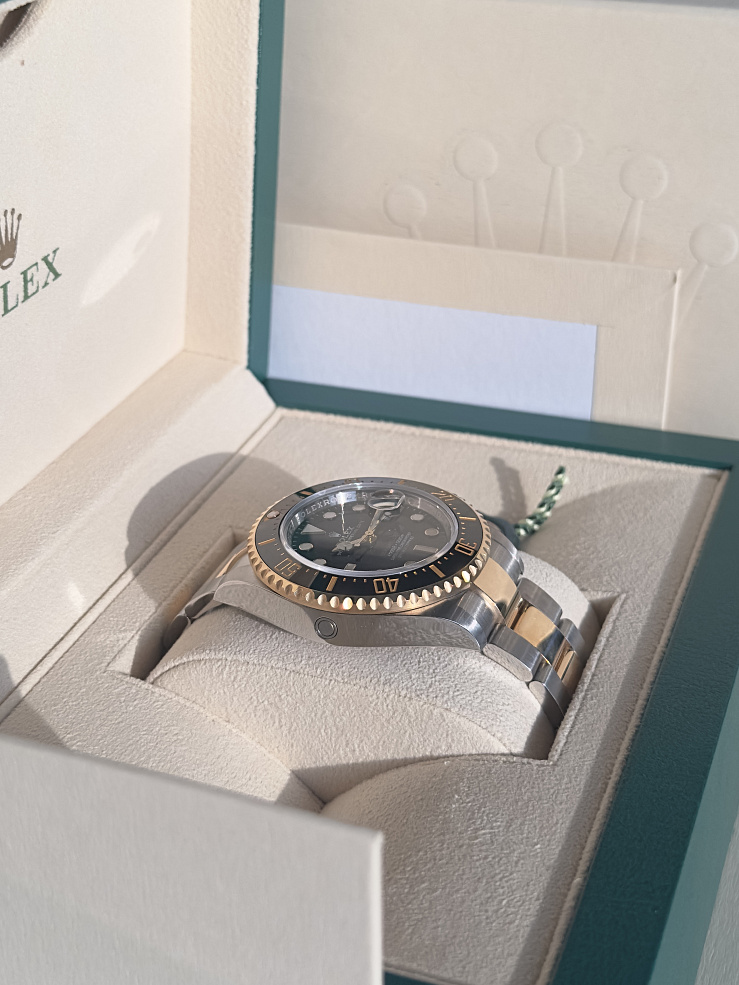 Sea-Dweller Steel & Yellow Gold 43mm